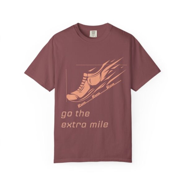 Go for a extra mile_Unisex Garment-Dyed T-shirt